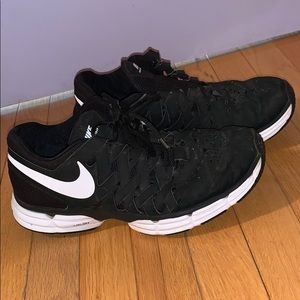 Men’s Size 10W Nike Shoes